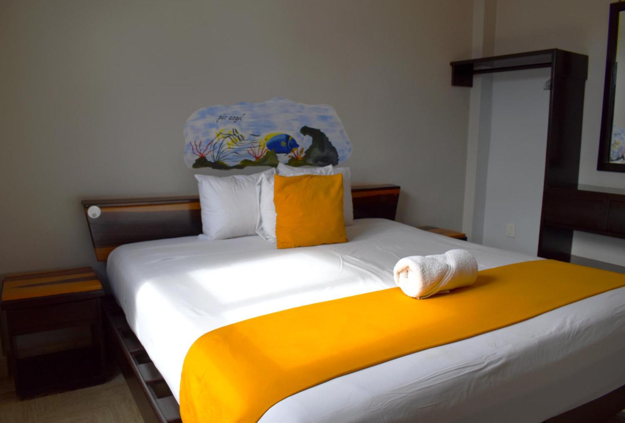 5TH AVENUE Sol del Caribe Apart Hotel by BFH Playa del Carmen Exterior foto